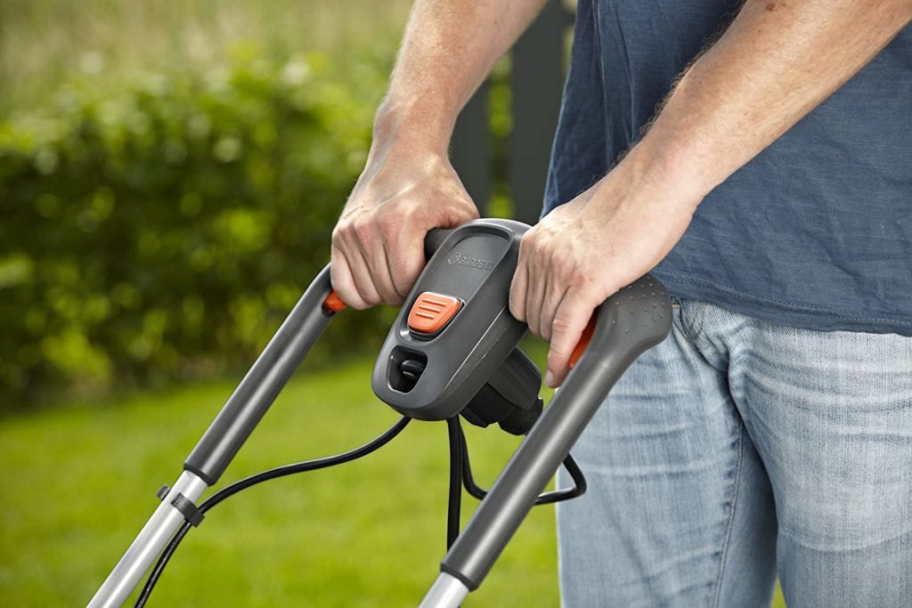 Gardena PowerMax 1200/32: il tagliaerba per il tuo giardino 1